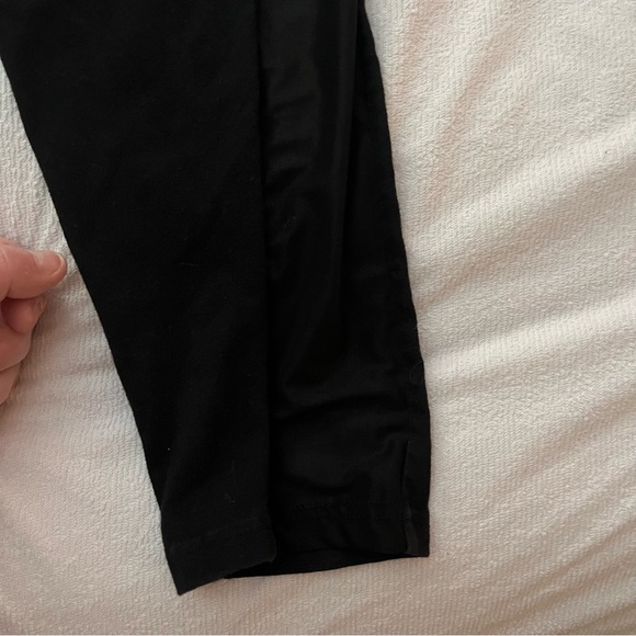 Torrid 3X Plus Size leggings with mesh stripe down side - Picture 3 of 6